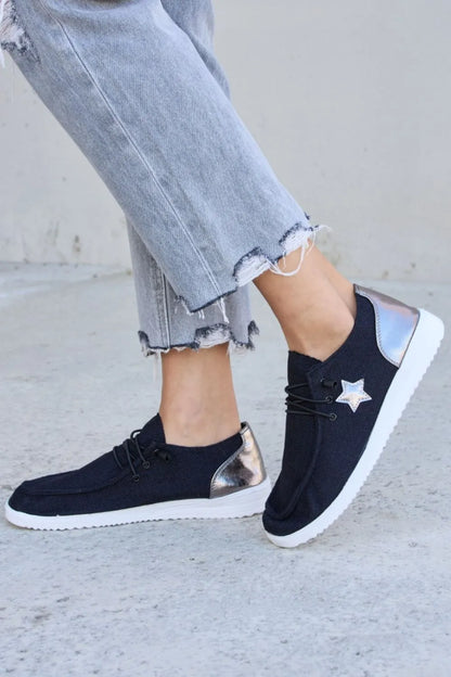 Forever Link Star Lace-Up Flat Sneakers